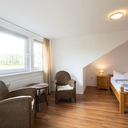 Birken Allee, 35181 Schwerinsdorf