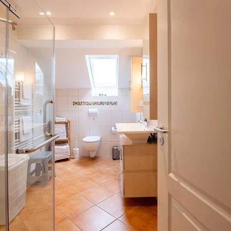 Birken Allee, 35181 Apartment *