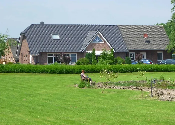 Birken Allee, 35181 *