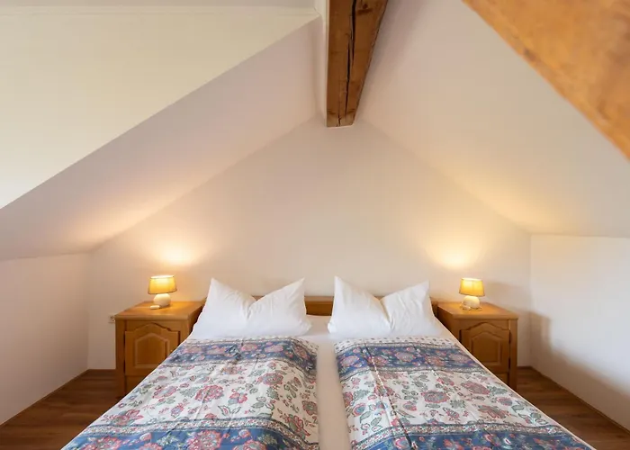 Birken Allee, 35181 *